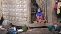 Nenek di Pandeglang Tinggal Bersama Anak Disabilitas di Rumah Tidak Layak Huni